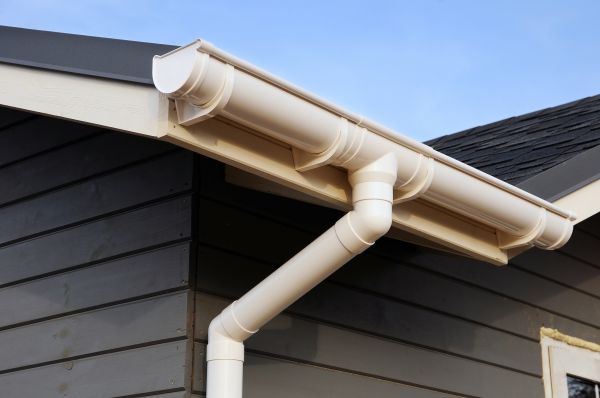 Cost of Roof Gutter Replacement in Roseville