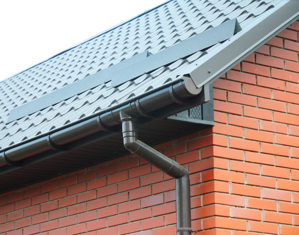 Cost of Roof Downspout Installation in Roseville