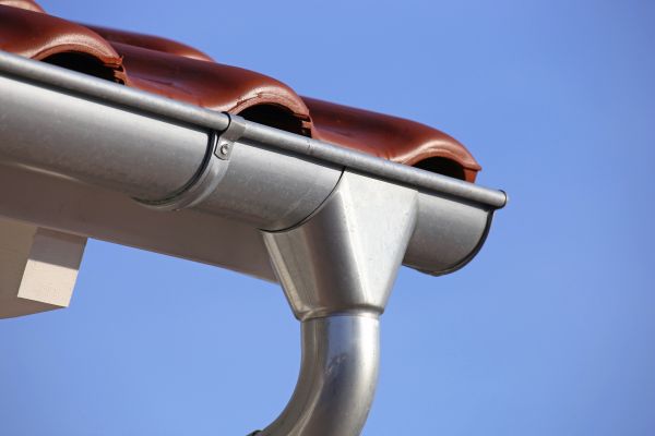 Cost of Metal Gutter Replacement in Roseville