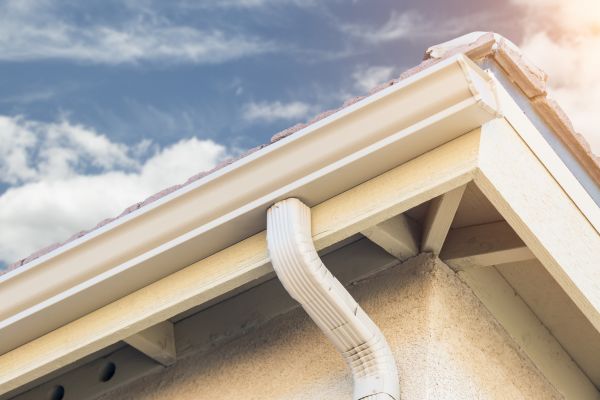 Cost of Seamless Gutter Replacement in Roseville