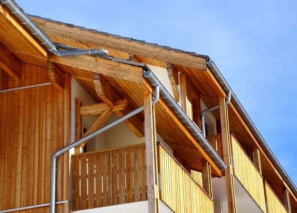 Cost of Balcony Gutter Installation in Roseville